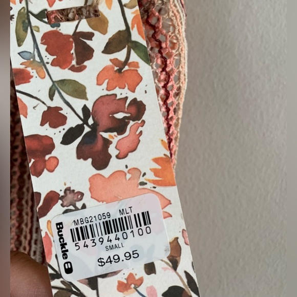 NEW GIMMICKS PIECED CROCHET TANK TOP SIZE: S - Picture 8 of 10